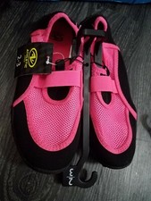 ATHLETIC WORKS GIRLS PINK BLACK WATER SHOES 2-3