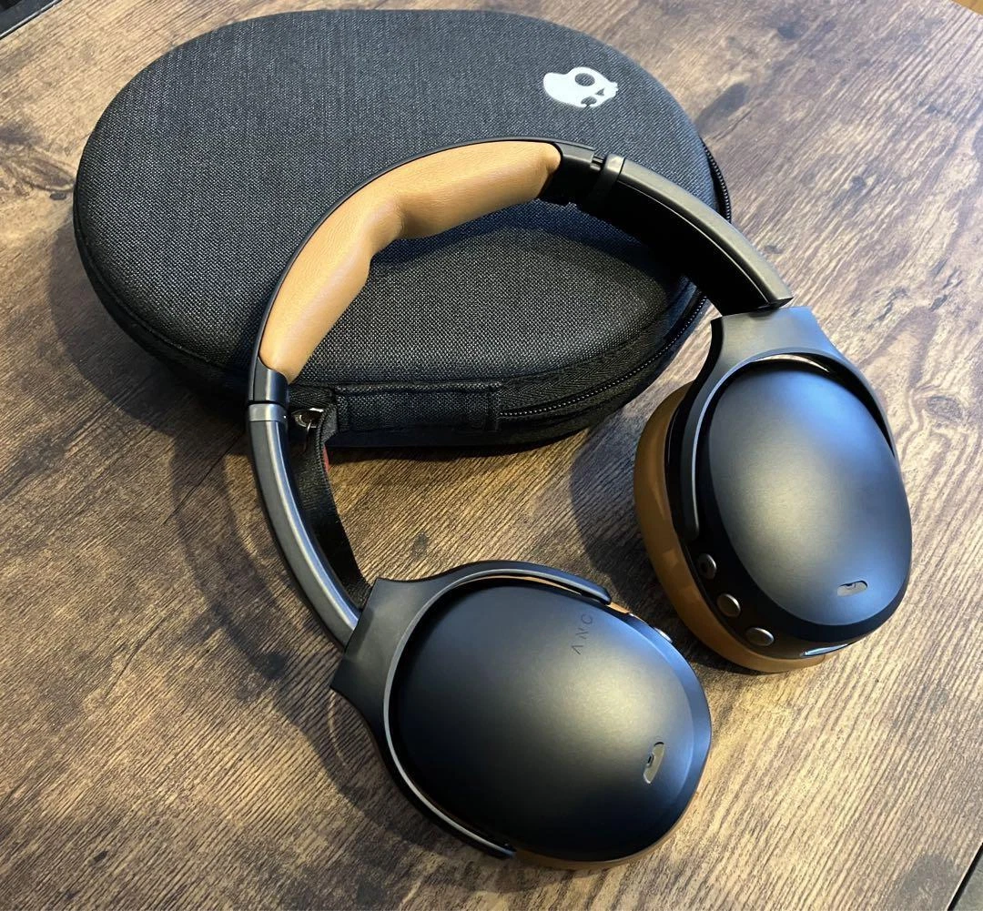Skullcandy CRUSHER ANC Black Tan with Box