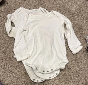 Baby Boden Pair Of Pointelle Body Suits 18-24 Mo