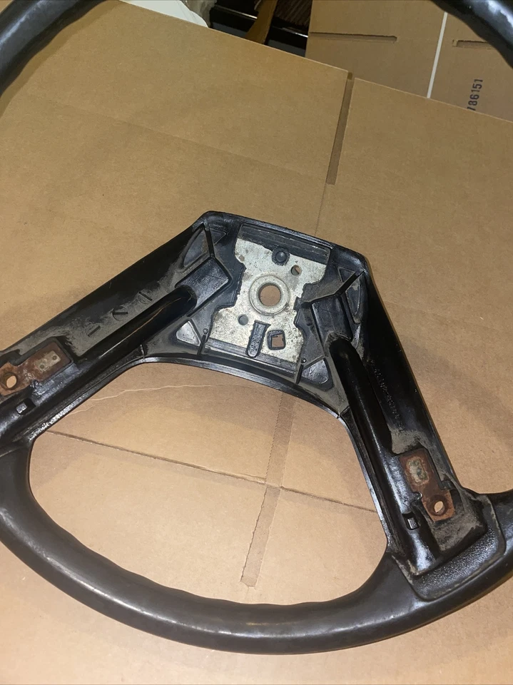 Camioneta pickup Toyota 4Runner 1984 1985 1986 1987 1988 1989 volante negro  Foto 2 de 4