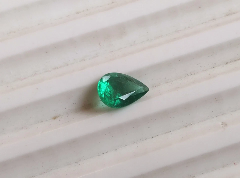 8x6 mm Pear cut Natural Zambian emerald Ring gemstone deep green loose emerald - Image 2 of 4