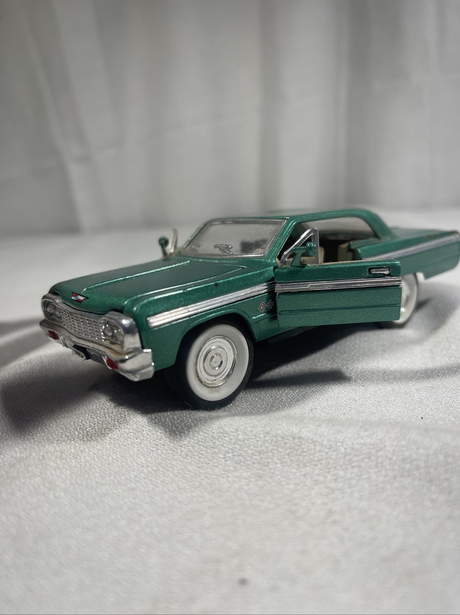 1964 CHEVY IMPALA SS 2 DOOR Hard Top METAL FLAKE GREEN SUNNY-SIDE