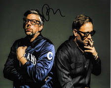 * PATRICK CARNEY * signed 8x10 photo * THE BLACK KEYS * COA *