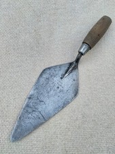 WHS HUNT & SONS BRADES  10" CAST STEEL VINTAGE BUILDERS BRICKLAYERS TROWEL  🔵