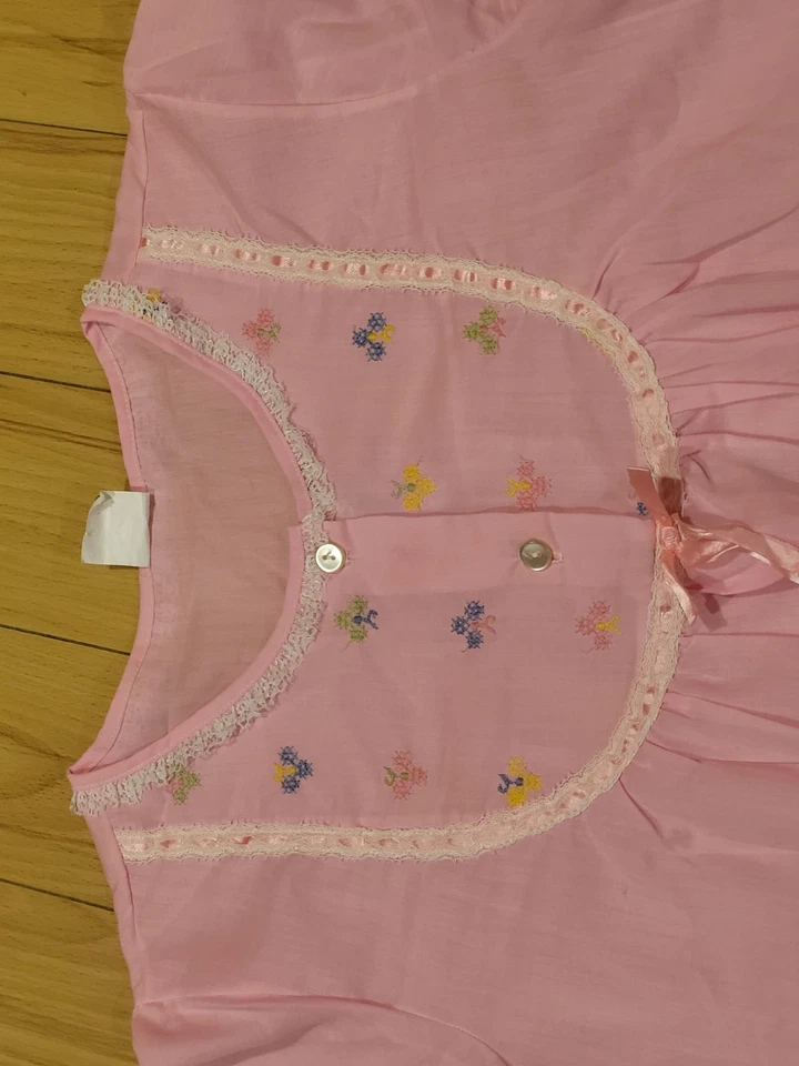 "Vestido de dormir vintage rosa bordado encaje pradera OS 53"" Cottagecore" Foto 3 de 4