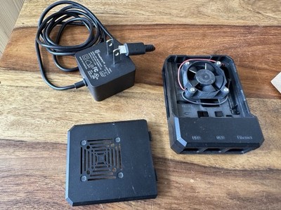 Raspberry Pi Official USB-C Power Supply and case with fan