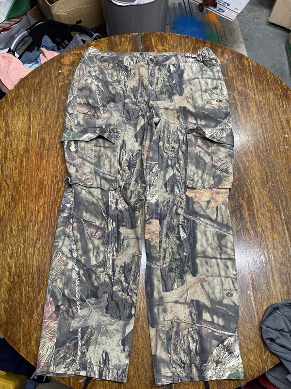 Mossy Oak Mens Camo Hunting Oak Break Up  Pants Sz L 36-38 By 32 Long