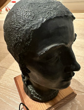 Schwere Design-Skulptur Kopf – massive Atelierarbeit, Guss, Mid-Century