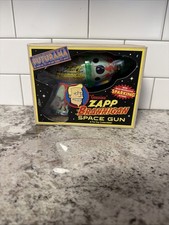 FUTURAMA, Tin Toy,  Genuine  Zapp Brannigan SPACE GUN, 2008, W/ Box