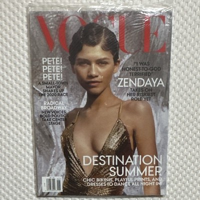 Vogue June 2019 Illustrated Fashion Magazine Zendaya Destination Summer
