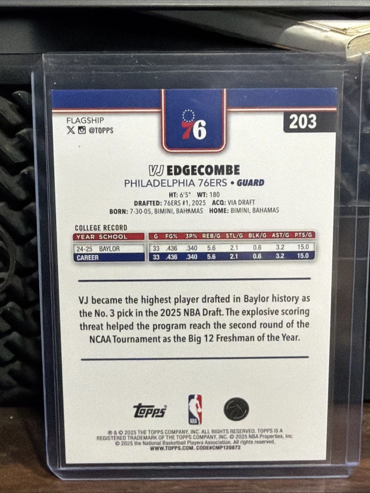 2025-26 Topps Basketball VJ Edgecombe 23 /50 Diamante Gold RC 76ers - Image 2 of 4