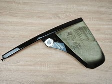BMW 8 G16 2022 Hinten links Fenster Scheibe T�r hinten 7435451 FHW55553