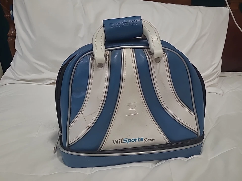 Nintendo Wii Brunswick Bolsa de Bolos Estuche de Transporte Wii Edición Deportiva, Púrpura Foto 3 de 4