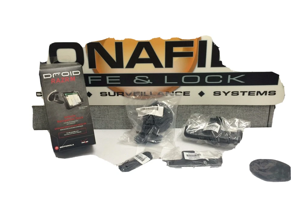 Motorola HD Vehicle Navigation Dock DROID RAZR - Image 2 of 2