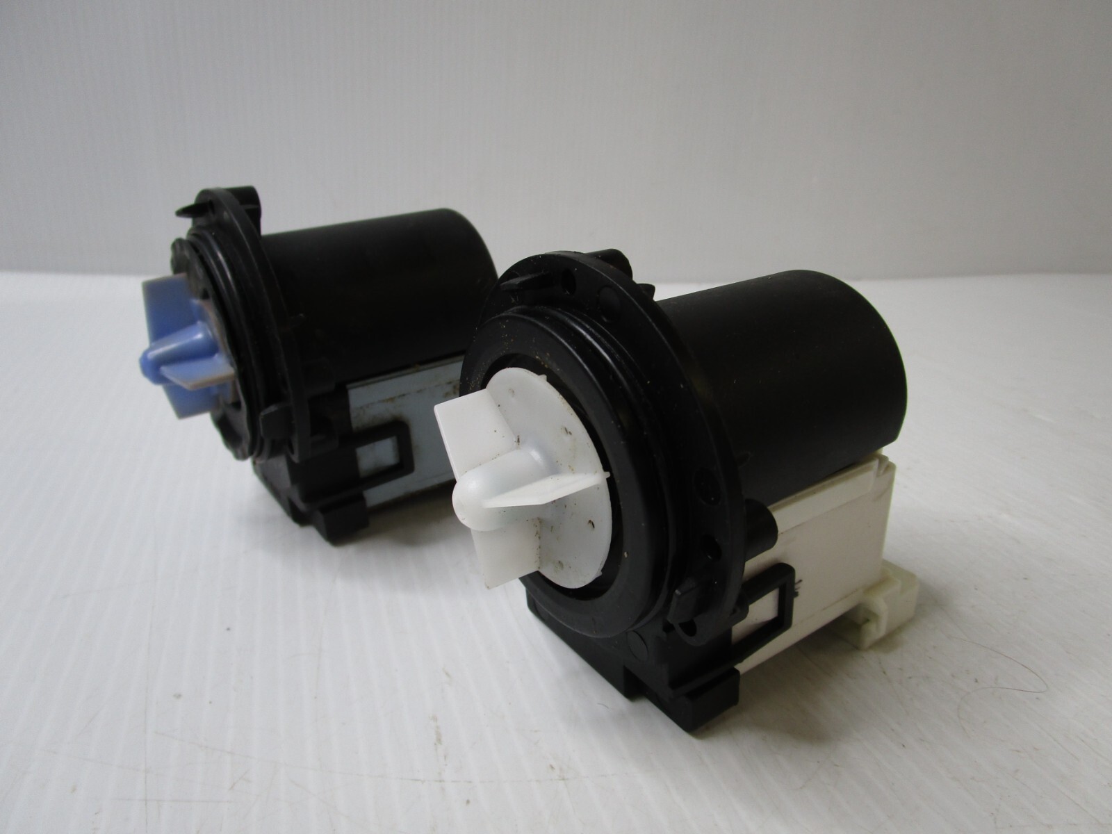 LG Washer Drain Pump (SET OF 2) (TESTED GOOD) 4681EA2001D 4681EA2001T