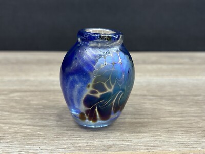 Vintage Phoenix Studios Lustre Art Glass Hand Blown Blue Iridescent Vase
