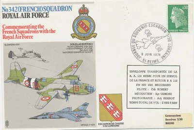 FRANKREICH 1974 Special Flight Royal Air Force commemorating the French Squadron - Bild 1 von 2