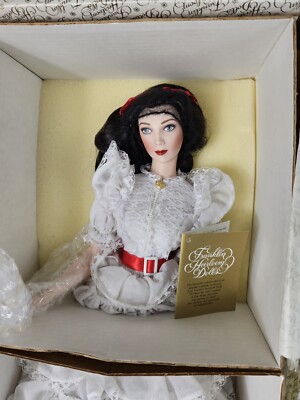 Franklin Mint Heirloom ~ Porcelain Scarlett O'Hara Doll - Gone