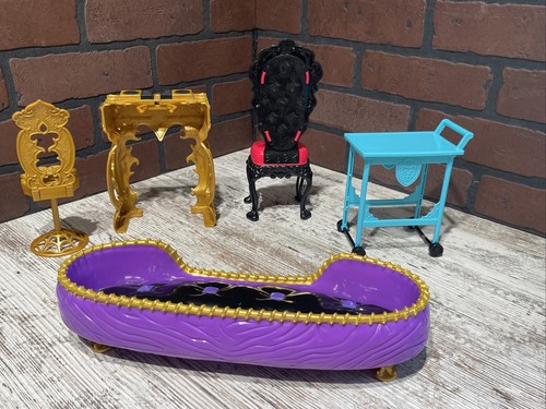 Monster High Puppenspielset Zubehörpaket 5 Ersatzteile — SCHNELLER VERSAND - Bild 7 von 8