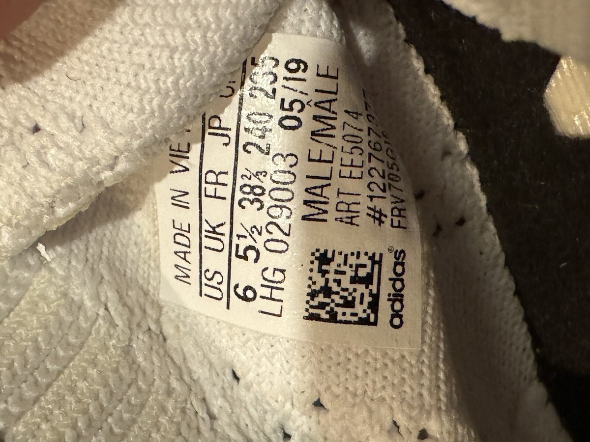 adidas gazelle silver green womens Adidas Men's NMD R1 Shoes main image 1