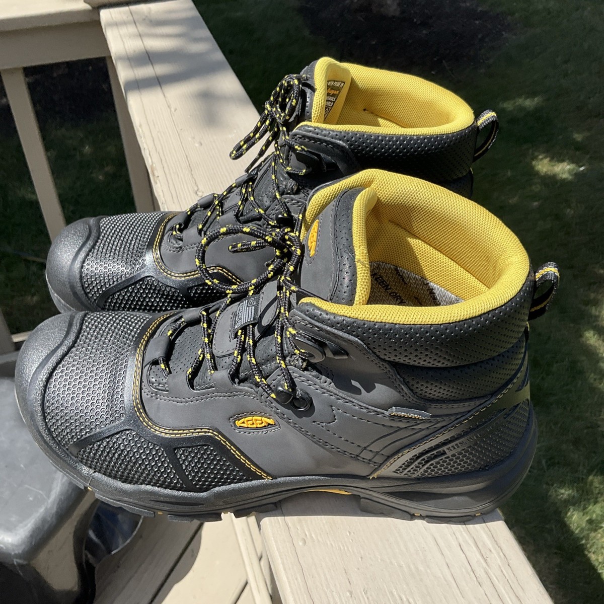 KEEN Utility Work Boots Men 12 Steel Toe Waterproof Gray 