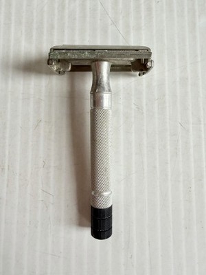 Vintage Used 1952 X-1 Gillette Black Tip Super Speed Safety Razor