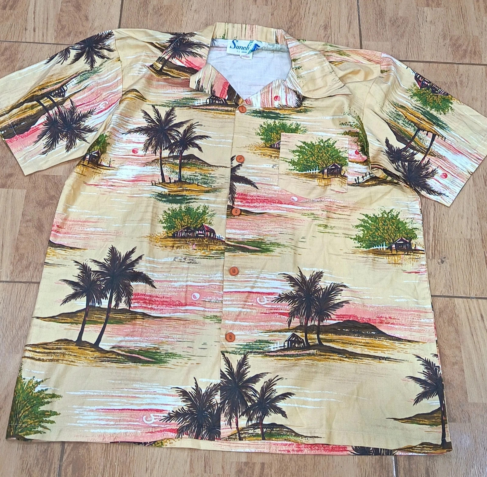 Vintage Sunchaser Hawaiian Shirt Men L Cotton Made in Australia Aloha Surf Camp
Opens in a new windo