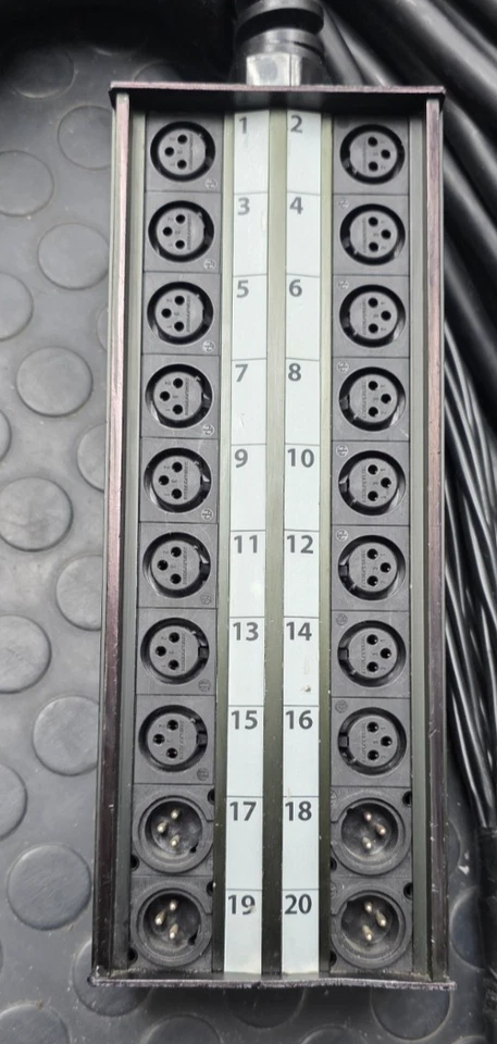 ProCo StageMASTER - 16 x 4 - XLR  - 100' snake - SMC1604FBQ-100 - Image 2 of 4