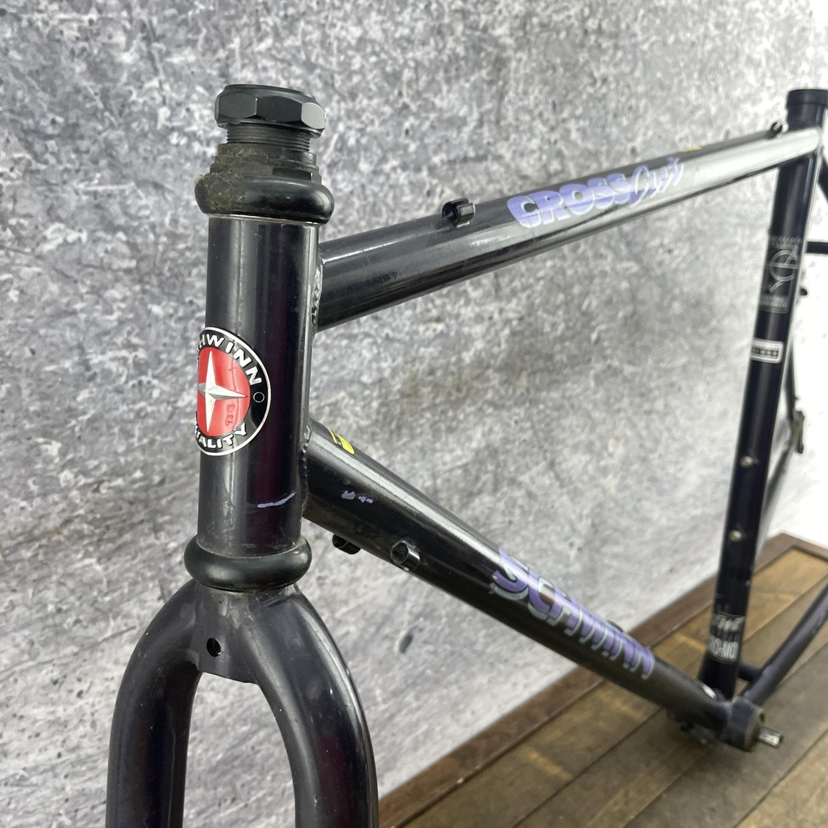 Vintage Schwinn CrossCut Frame 52cm Hybrid GRavel Cantilever 700c