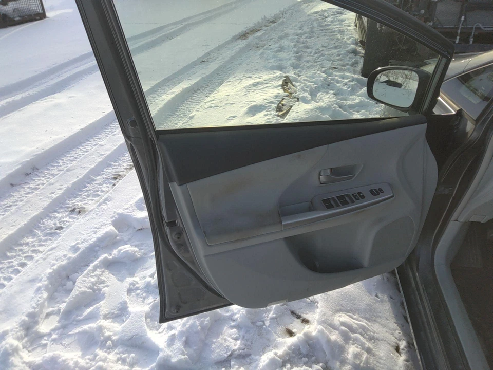 12 TOYOTA PRIUS V (vin Eu) Front Door DRIVER magnetic Gray Metallic 1g3 - Изображение 3 из 4