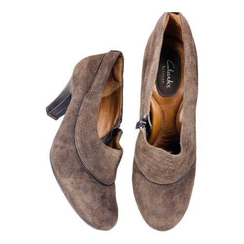 Stivali da donna neri Clarks scamosciato | Acquisti Online su