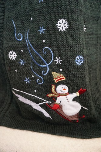 Ugly CHRISTMAS Sweater Breckenridge Dark Green with Snowmen Size S Sleeveless - Picture 6 of 8