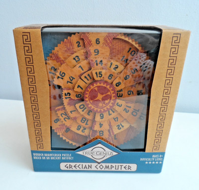 True Genius griechischer Computer Holz Brainteaser Puzzle Alter 8+ Neu in OVP Problemlösung