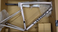 Telaio S-Works Tarmac SL8 - FACT 12r Carbon Viavi oro rosso su argento 56 cm