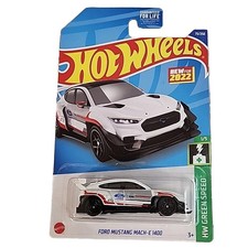 HOT WHEELS " FORD MUSTANG MACH-E 1400 " ( WHITE ) & FREE SHIPPING