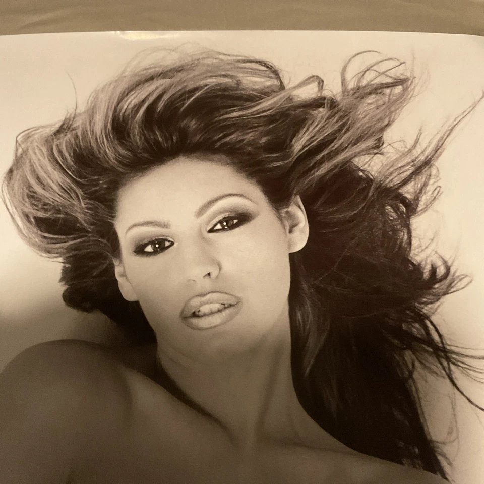 Póster 25x35 KELLY BROOK/impresión del Reino Unido descubierto. Foto 3 de 4