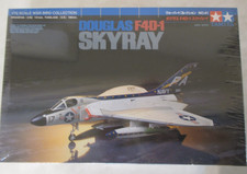 Tamiya 1/72 Douglas F4D-1 Skyray Model Kit - War Bird Collection