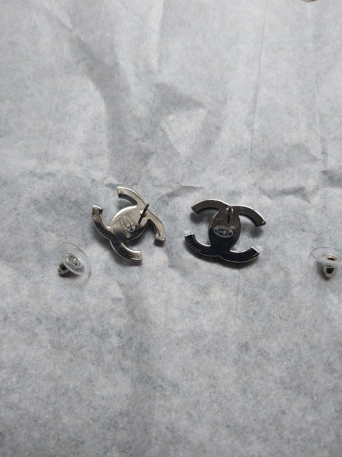 Authentic Chanel 22B CC Logo Interlocking Turnloc… - image 3