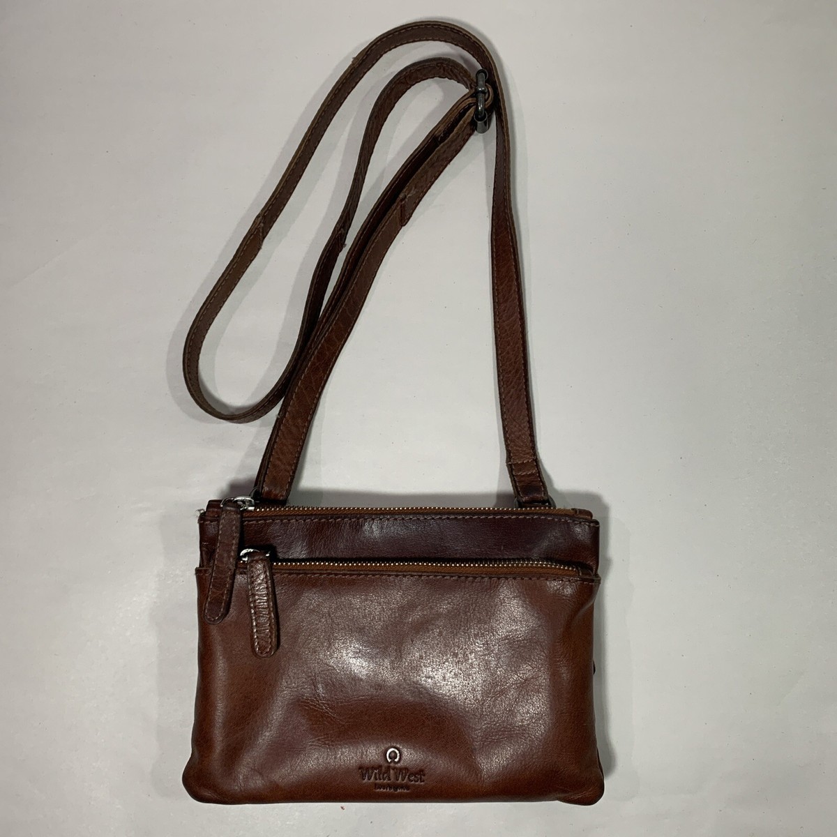 ハリウッド ゼン アンド ナウ Universal Genève Compax 'Nina Rindt' – Analog:Shift