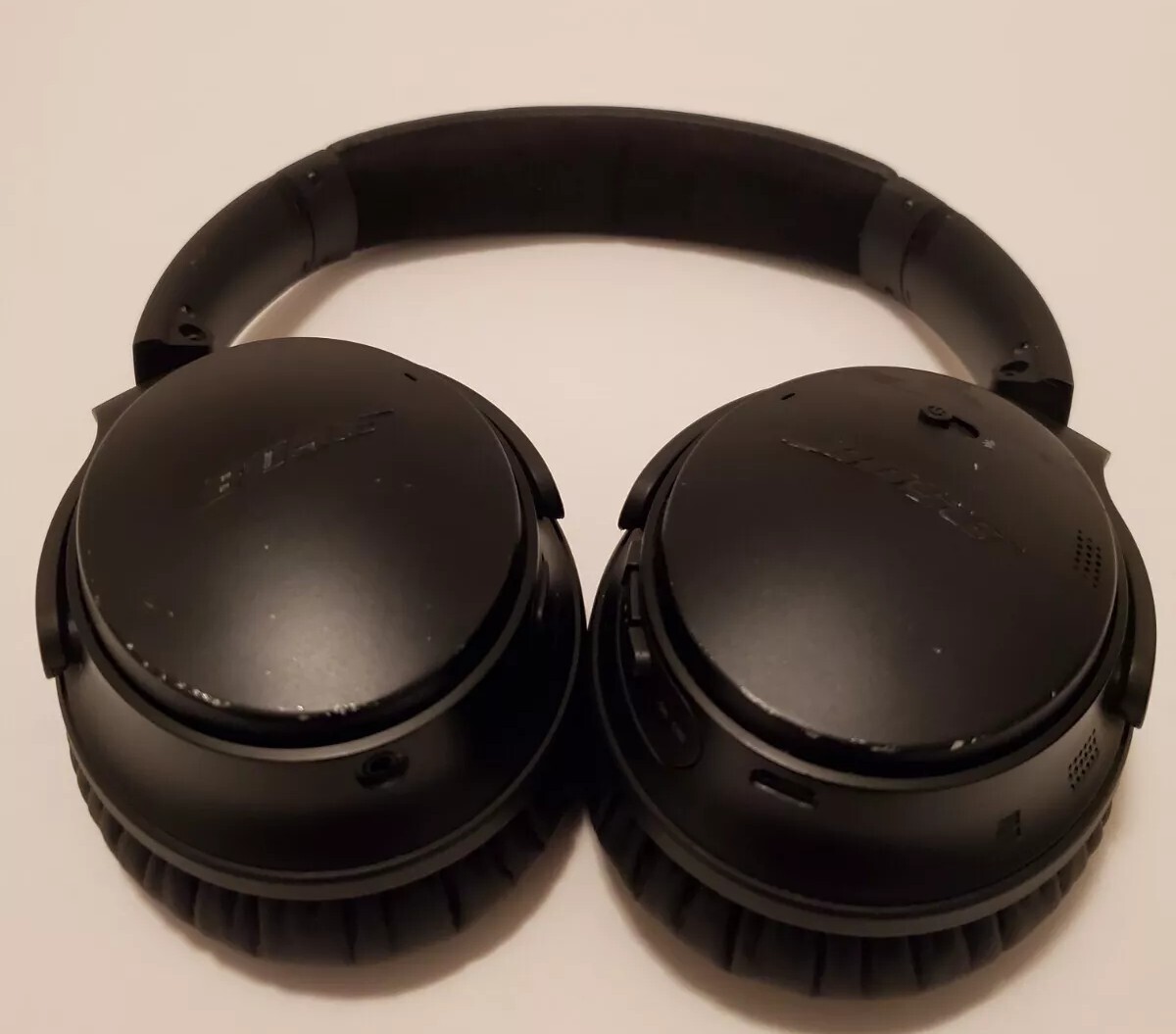 BOSE QUIETCOMFORT 35 II WIRELESS OVER THE EAR HEADPHONES - BLACK-image