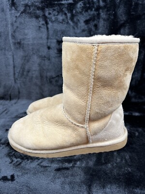 Ugg Australia Women's Classic Short 5825 Light Tan Winter Ugg Australia Women's Classic Short 5825 Light Tan Winter