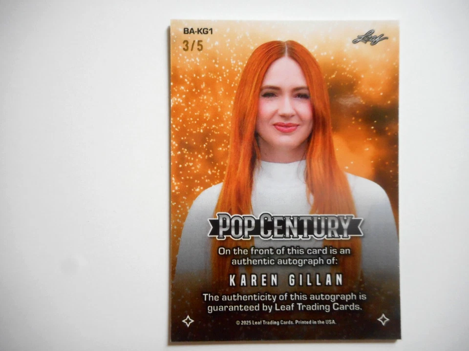 Tarjeta Karen Gillan Auto 2025 Hoja Pop Siglo PLATA HIELO Vengadores BA-KG1 #3/5 Foto 4 de 4