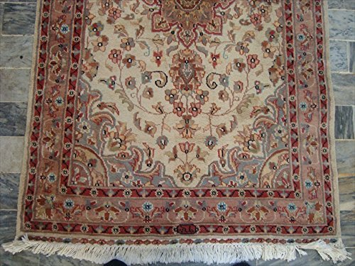 Area Rug Ivory Medallion Floral Hand Knotted Wool Silk Carpet (5 x 3)' -New - Picture 4 of 6