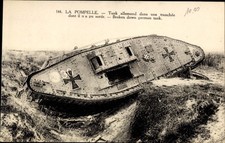 CPA La Pompelle, Tank allemand dans une tranc...