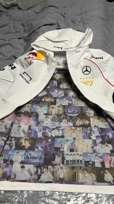 NEW - T1 2024 Uniform World Champions Jacket White Marking ZOFGK 5