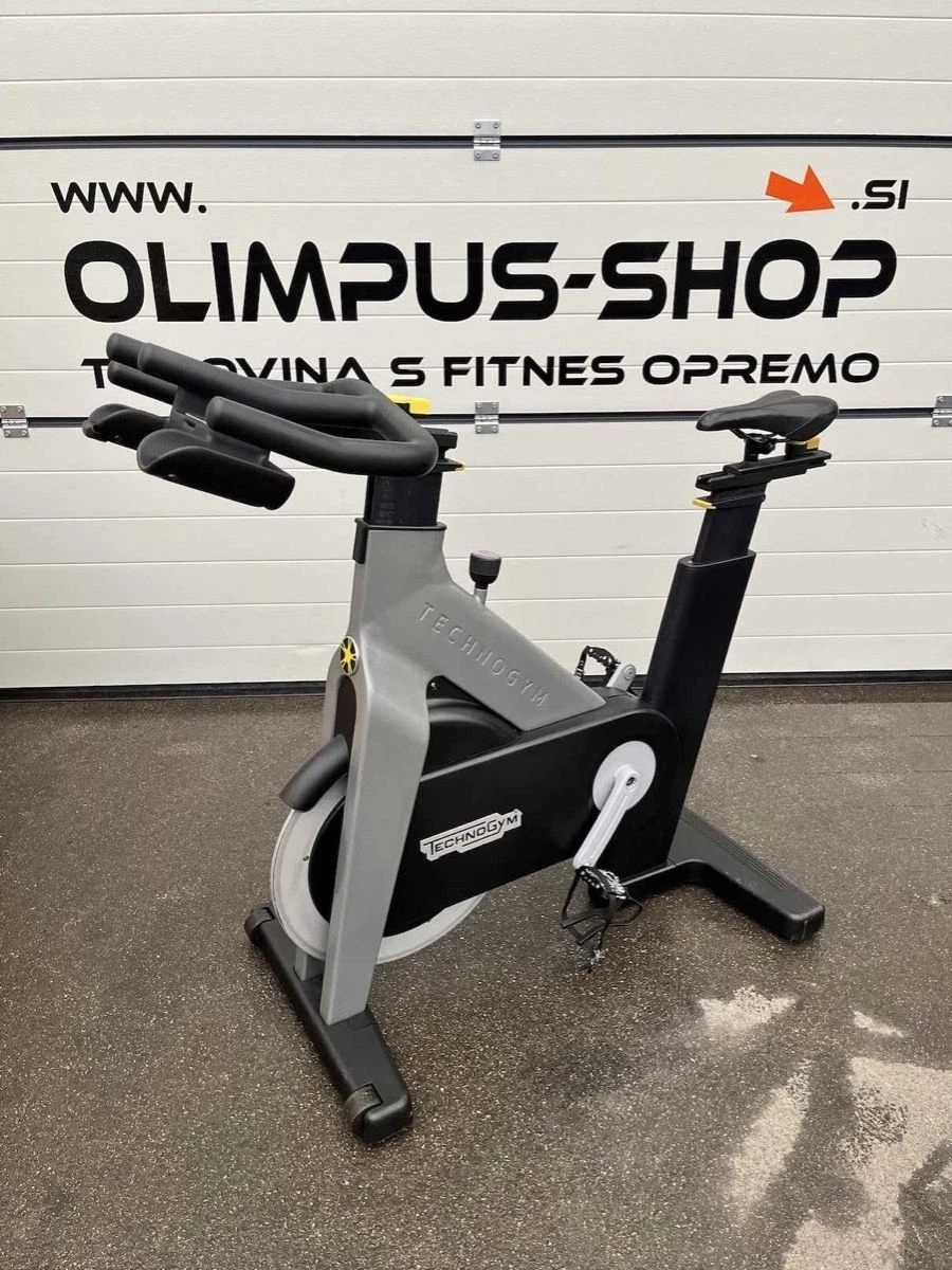 TECHNOGYM Group Cycle HERO Indoor Cycling bike GRAY