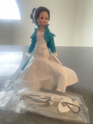Madame Alexander Scarlett O Hara Visits The Mill 10-inch Collectible Doll