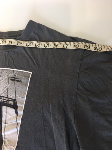 Sick Day Skiing Chair Lift Casual Industrees Crafted In A Brewery Sz L T Shirt - 第 5/7 張圖片