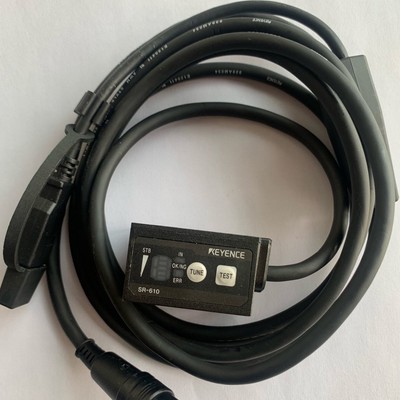 one brand used keyence SR-610 Bar code reader SR-610 Free shipping