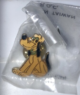 Vintage 1990s Disney Pluto Dog Green Collar Hat Jacket Tie Tack Lapel Pin